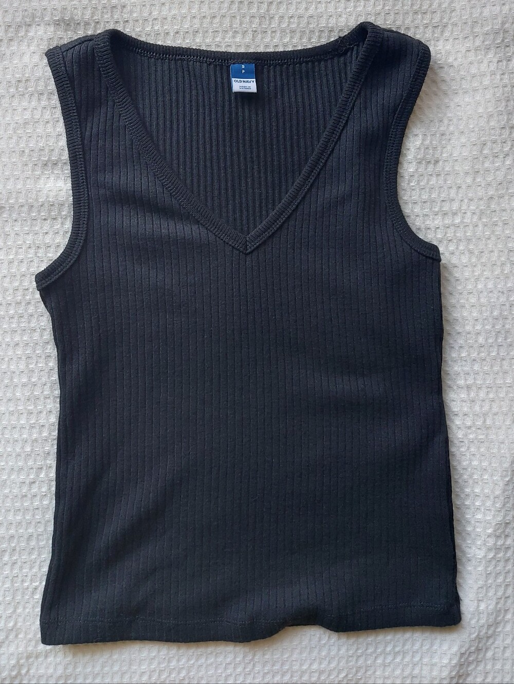 Old Navy Black Ribbed V-Neck Tank